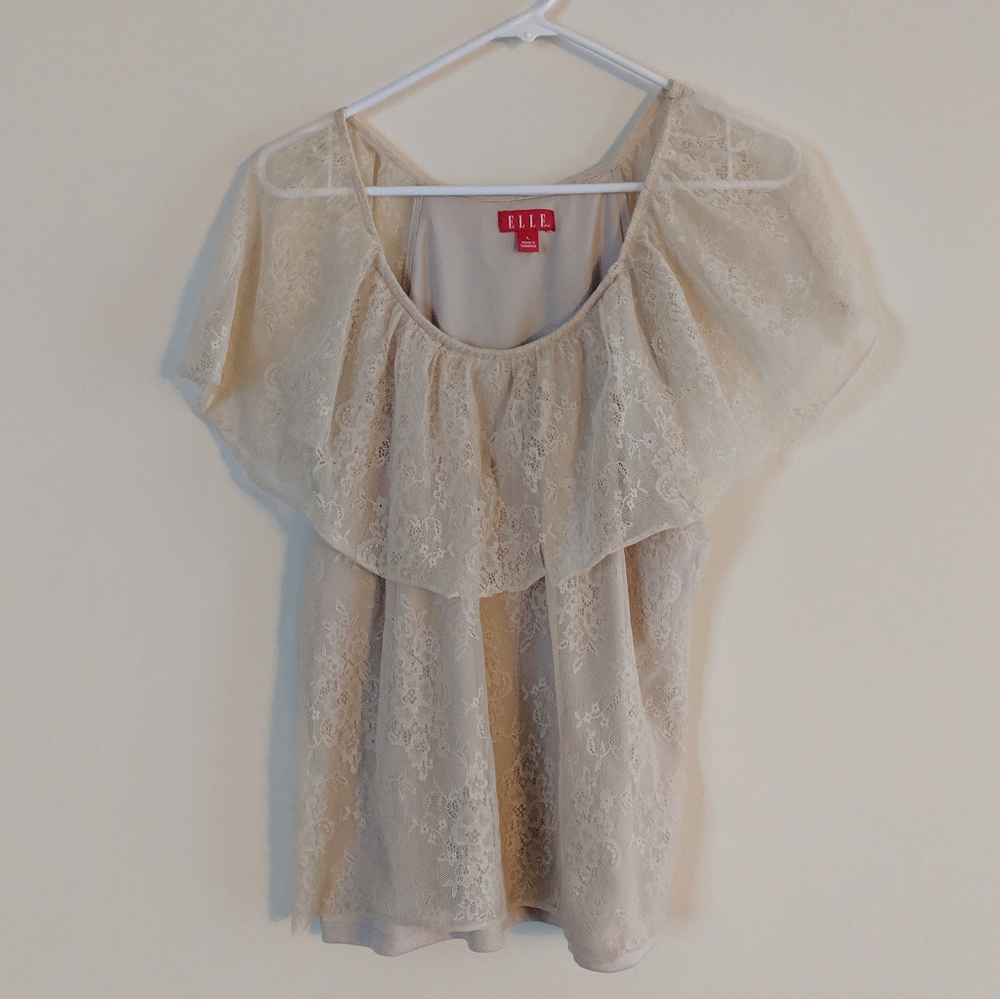 4/$20 ELLE lace top size L